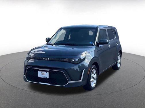 Gravity Gray 2025 Kia Soul LX