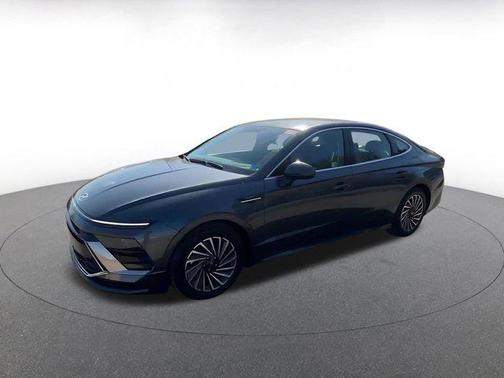 2025 Hyundai SONATA Hybrid SE