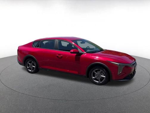 Currant Red 2025 Kia K4 LXS