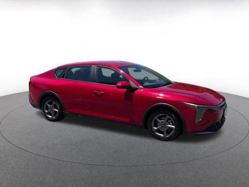 Currant Red 2025 Kia K4 LXS