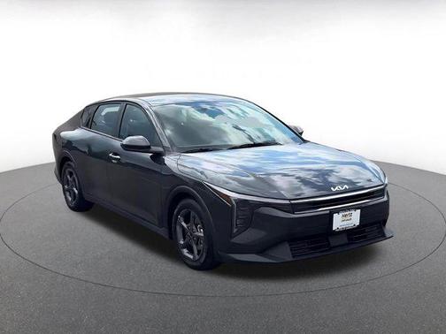 Interstellar Gray 2025 Kia K4 LXS
