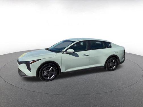 Morning Haze 2025 Kia K4 LXS