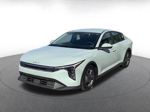 Morning Haze 2025 Kia K4 LXS