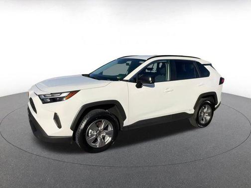 2025 Toyota RAV4 Hybrid LE