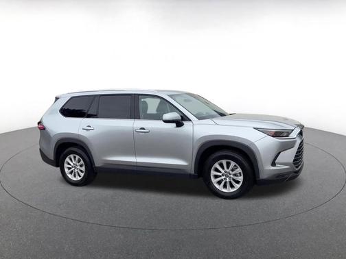 Celestial Silver Metallic 2025 Toyota Grand Highlander XLE