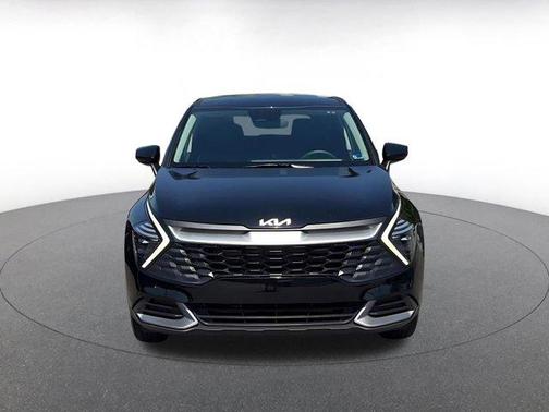 Ebony Black 2025 Kia Sportage LX