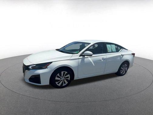 2023 Nissan Altima S FWD