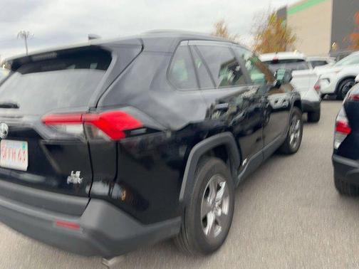 2025 Toyota RAV4 Hybrid LE