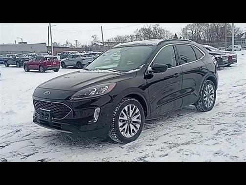 2022 Ford Escape Titanium