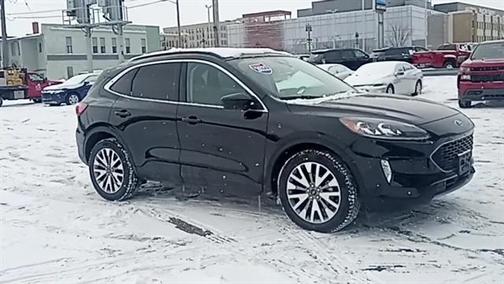 2022 Ford Escape Titanium
