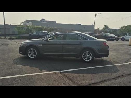 2019 Ford Taurus SE