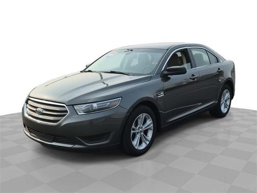 2019 Ford Taurus SE