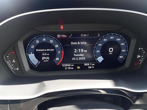 2023 Audi Q3 45 S line Premium