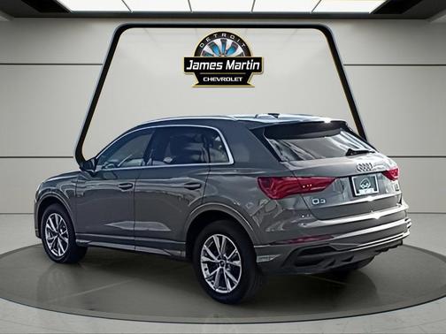 2023 Audi Q3 45 S line Premium