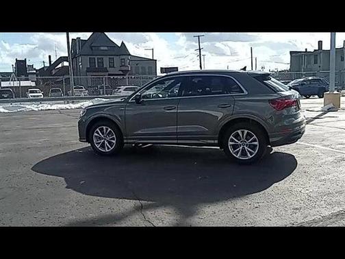 2023 Audi Q3 45 S line Premium