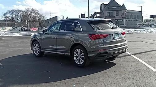 2023 Audi Q3 45 S line Premium