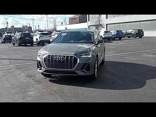 2023 Audi Q3 45 S line Premium