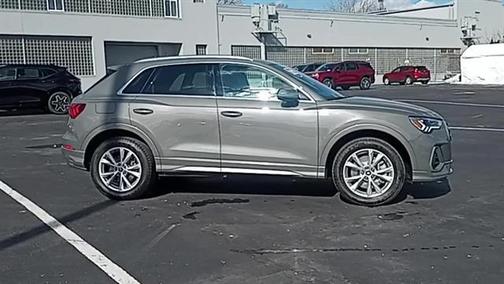 2023 Audi Q3 45 S line Premium