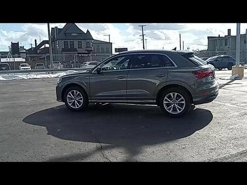 2023 Audi Q3 45 S line Premium