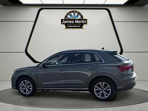 2023 Audi Q3 45 S line Premium