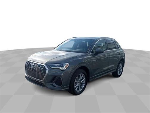 2023 Audi Q3 45 S line Premium