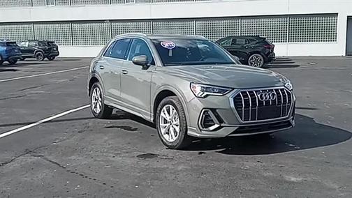 2023 Audi Q3 45 S line Premium