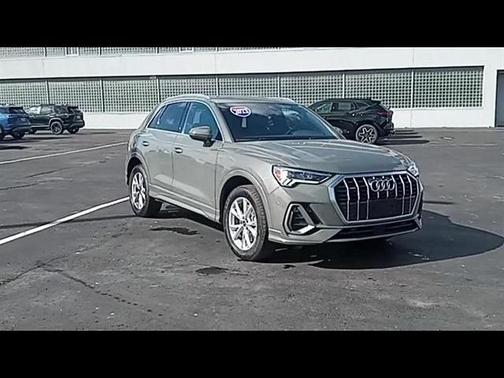 2023 Audi Q3 45 S line Premium