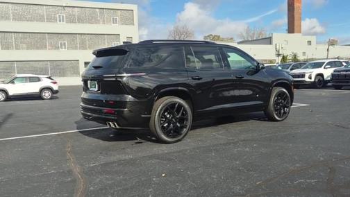 2025 Chevrolet Traverse RS