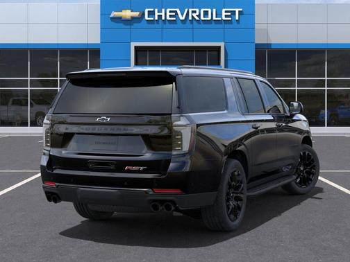 2025 Chevrolet Suburban RST