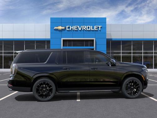 2025 Chevrolet Suburban RST