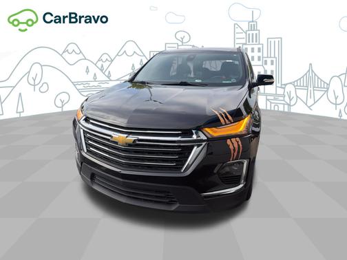 Mosaic Black Metallic 2023 Chevrolet Traverse LT Cloth
