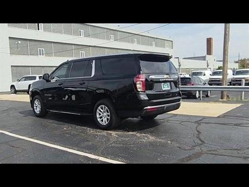 2022 Chevrolet Suburban LT