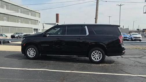 2022 Chevrolet Suburban LT
