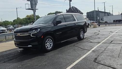 2022 Chevrolet Suburban LT
