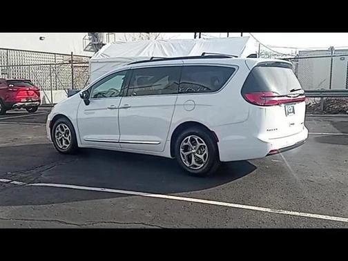 2023 Chrysler Pacifica Limited