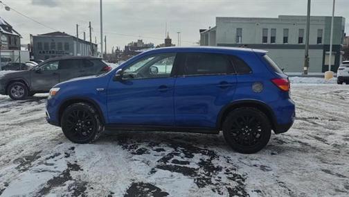 2019 Mitsubishi Outlander Sport LE