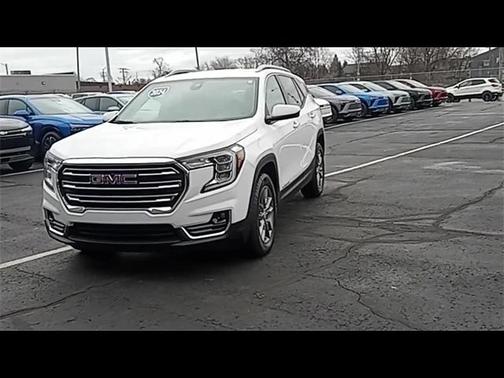 2024 GMC Terrain SLT