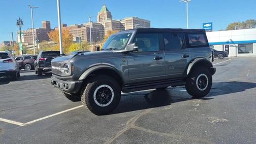 2022 Ford Bronco Badlands Advanced