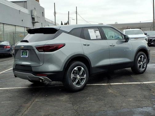 2025 Chevrolet Blazer LT