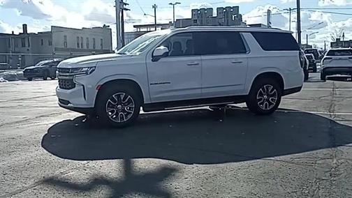 2022 Chevrolet Suburban LS