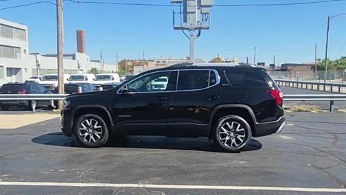 2022 GMC Acadia SLE