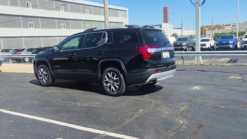 2022 GMC Acadia SLE