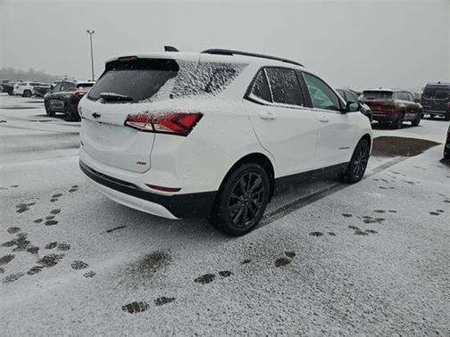 2022 Chevrolet Equinox RS