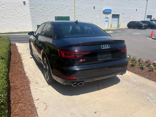 Mythos Black Metallic 2019 Audi S4 3.0T Premium Plus