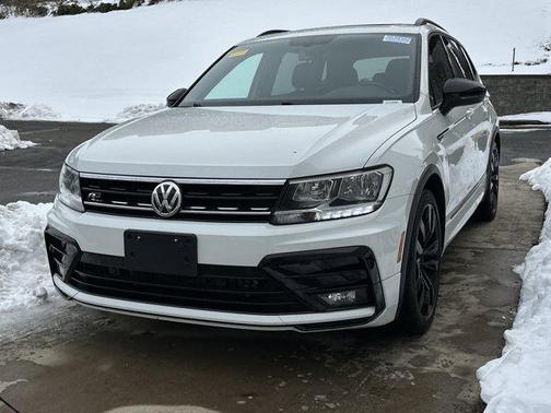 2021 Volkswagen Tiguan 2.0T SE R-Line Black