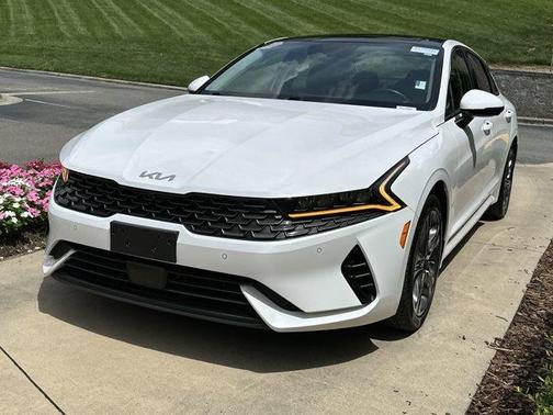 2023 Kia K5 EX