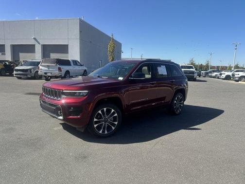 2023 Jeep Grand Cherokee Overland