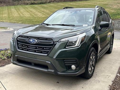 2023 Subaru Forester Premium
