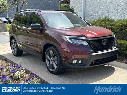 Deep Scarlet Pearl 2020 Honda Passport Touring