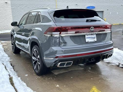 2025 Volkswagen Atlas Cross Sport 2.0T SEL Premium R-Line